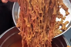 90后小姐姐自己做饭吗,自己做饭的甜蜜日常